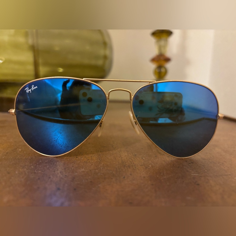 🩵💙Ray Ban Aviator Blue Flash Sunglasses💙🩵